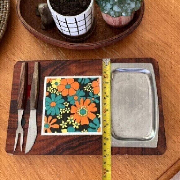 Vintage Cheese Charcuterie Board Appetizer - Picture 5 of 9